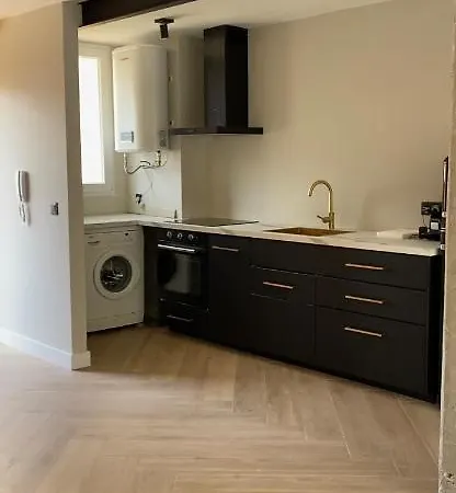 Amar - 150m From The Arenal - Private Parking - Completely Renovated
